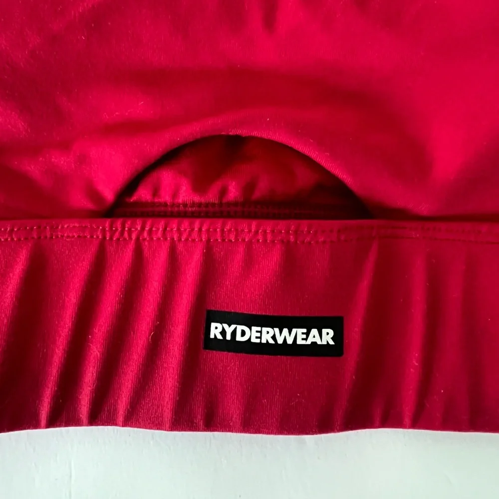 RYDERWEAR RED BASE RACER BACK SPORTS BRA Size M.